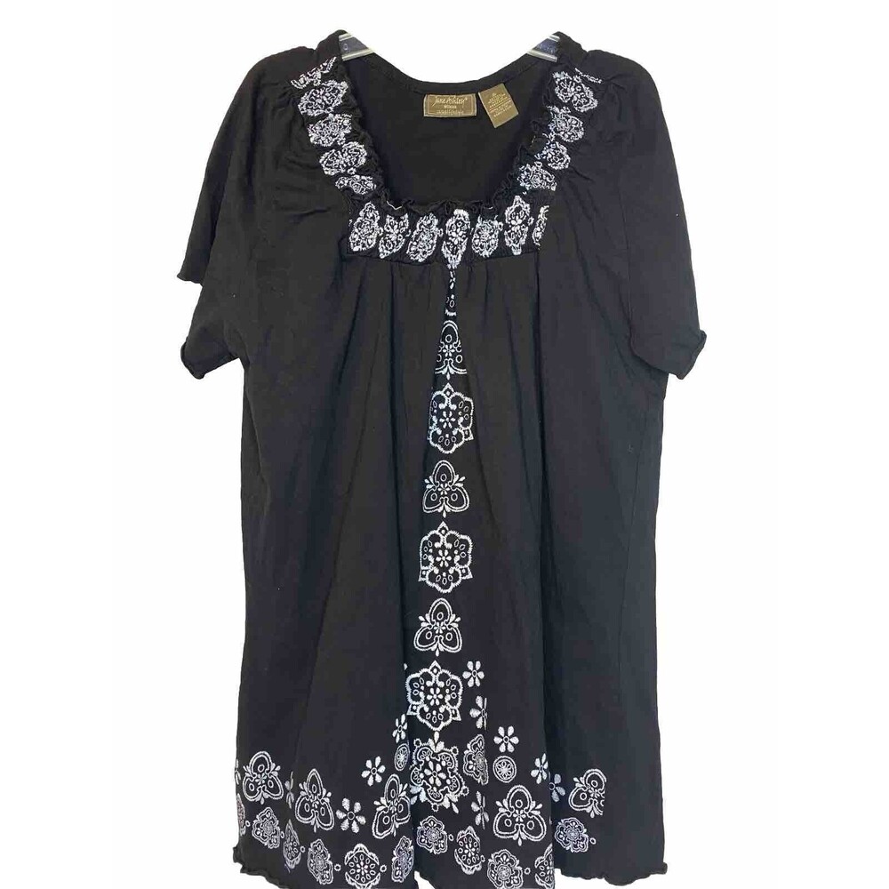 Jane Ashley Womens Medium Top Black White Embroidered Peasant Shirt Blouse 1X